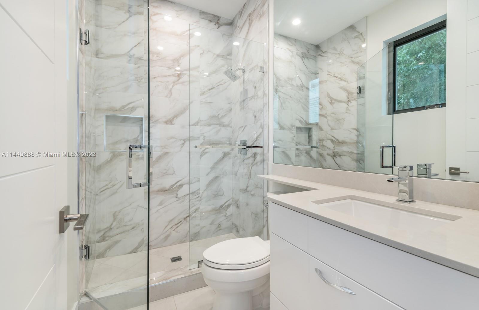 RIO VISTA C J HECTORS RES - Residential