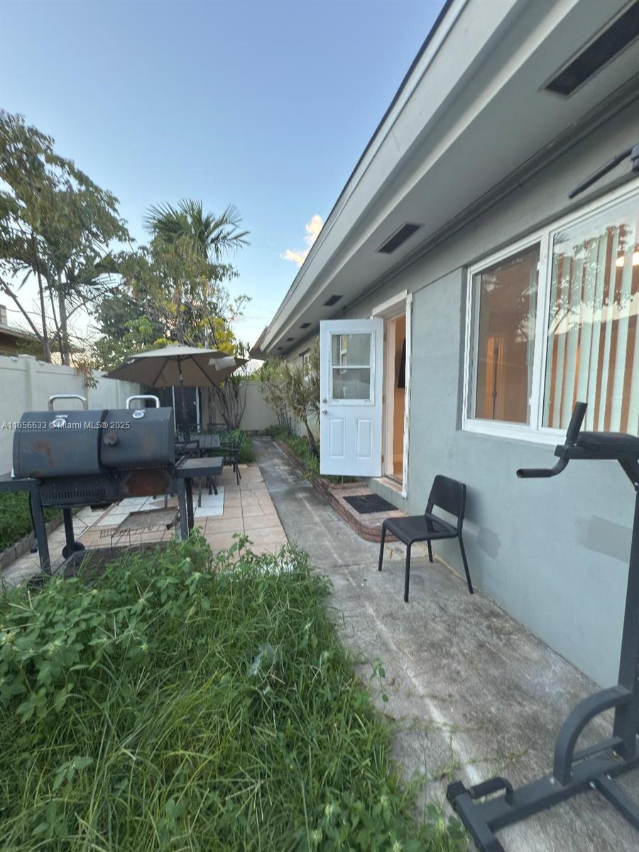 ATLANTIC SHORES DIXIE HIG - Residential Lease