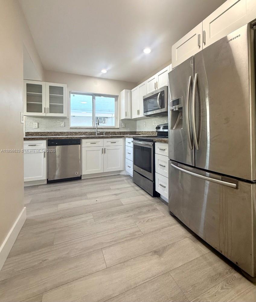 ATLANTIC SHORES DIXIE HIG - Residential Lease