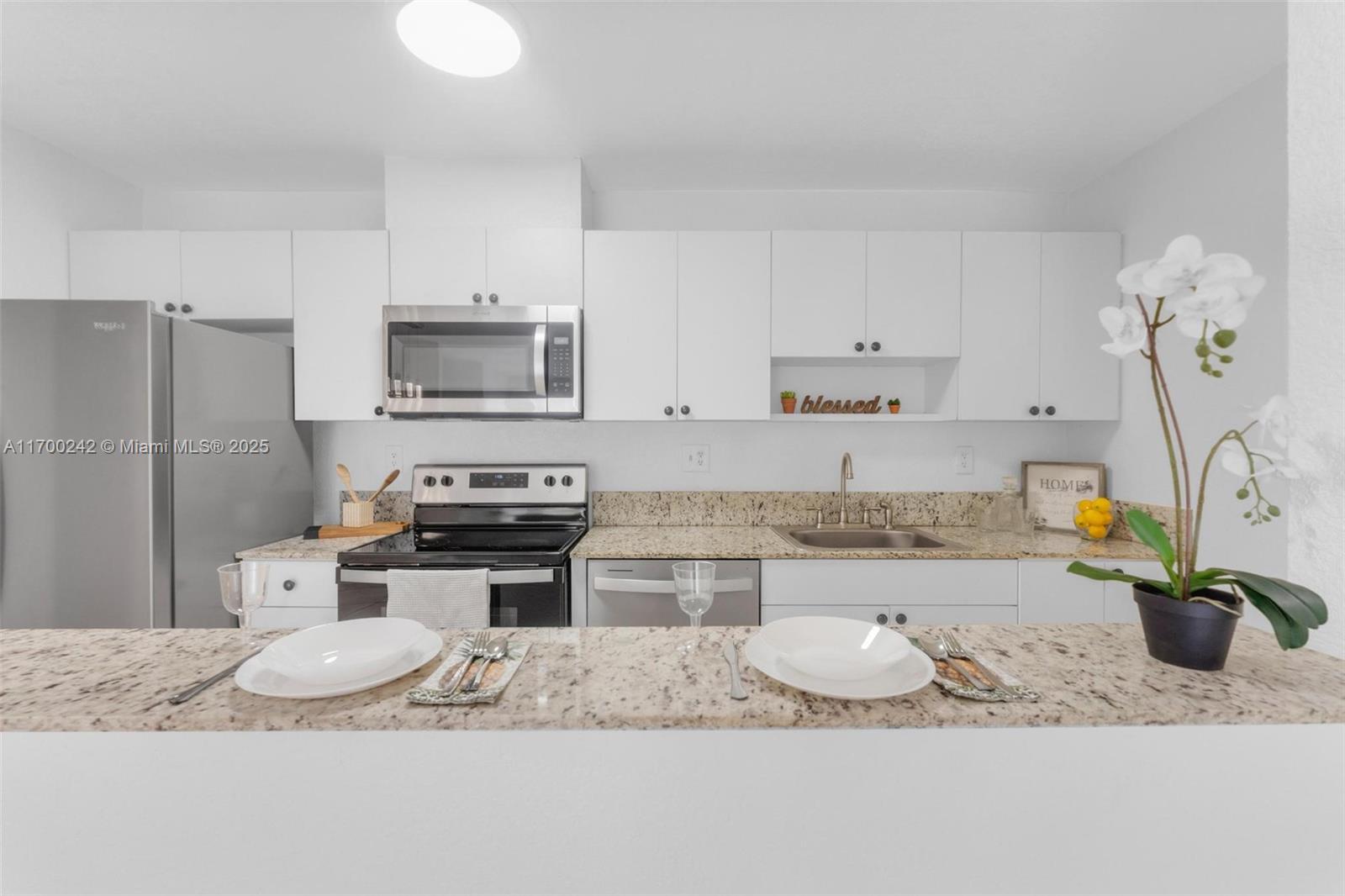 Rental Property at 4670 Nw 79th Ave 2E, Doral, Miami-Dade County, Florida - Bedrooms: 2 
Bathrooms: 2  - $2,350 MO.