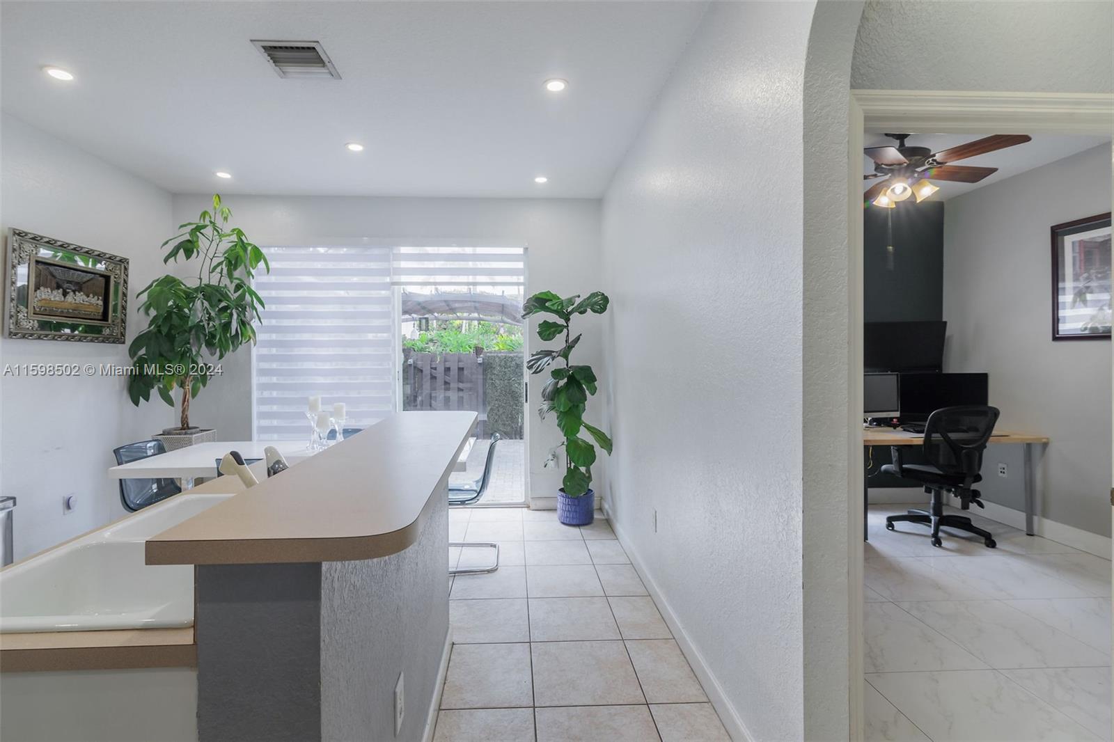 DORAL NORTHEAST TOWNHOMES - Residential