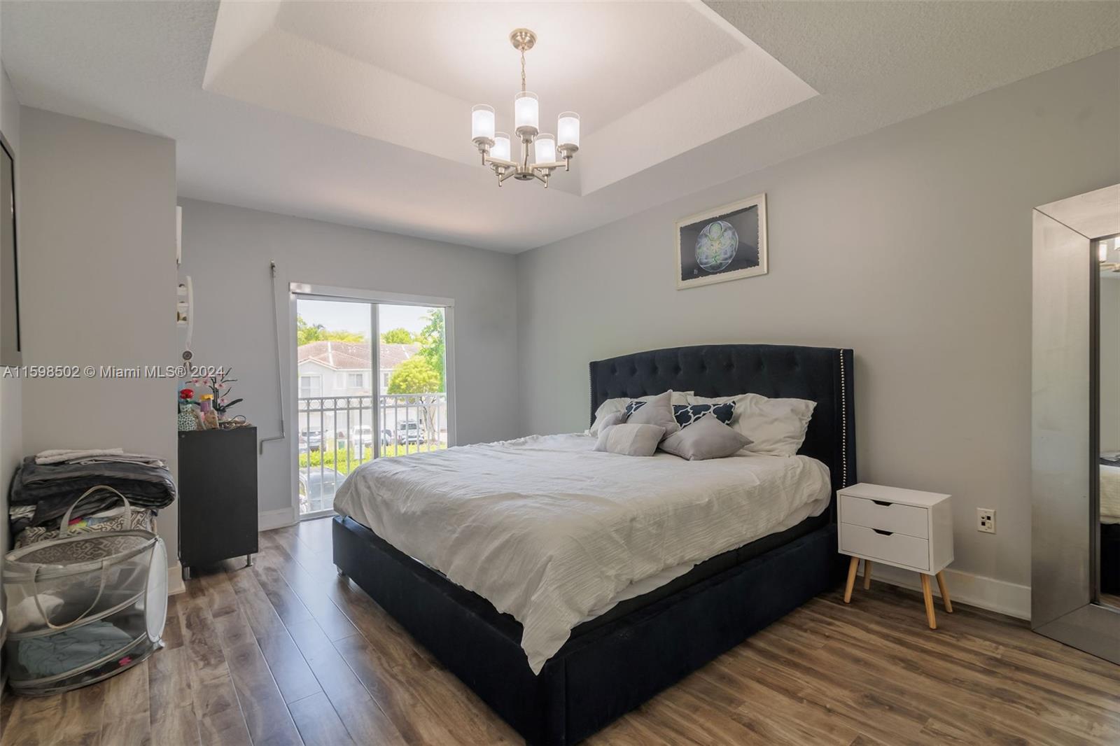 DORAL NORTHEAST TOWNHOMES - Residential