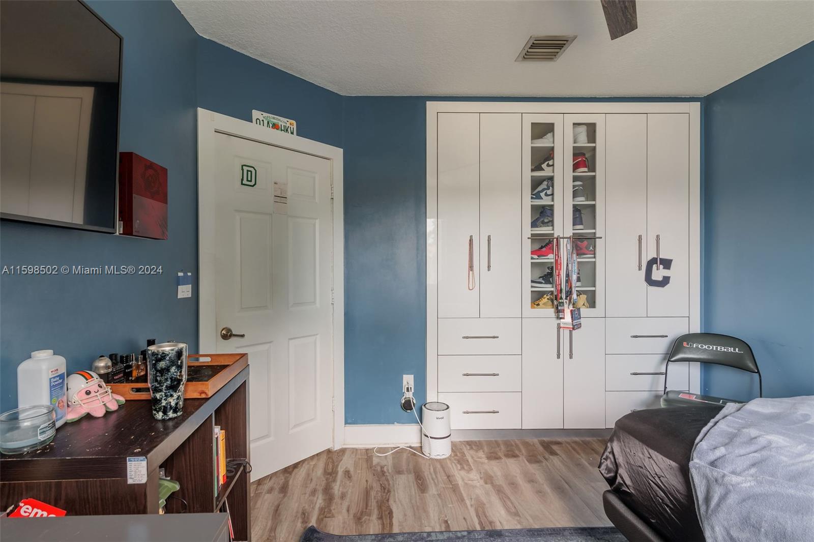 DORAL NORTHEAST TOWNHOMES - Residential