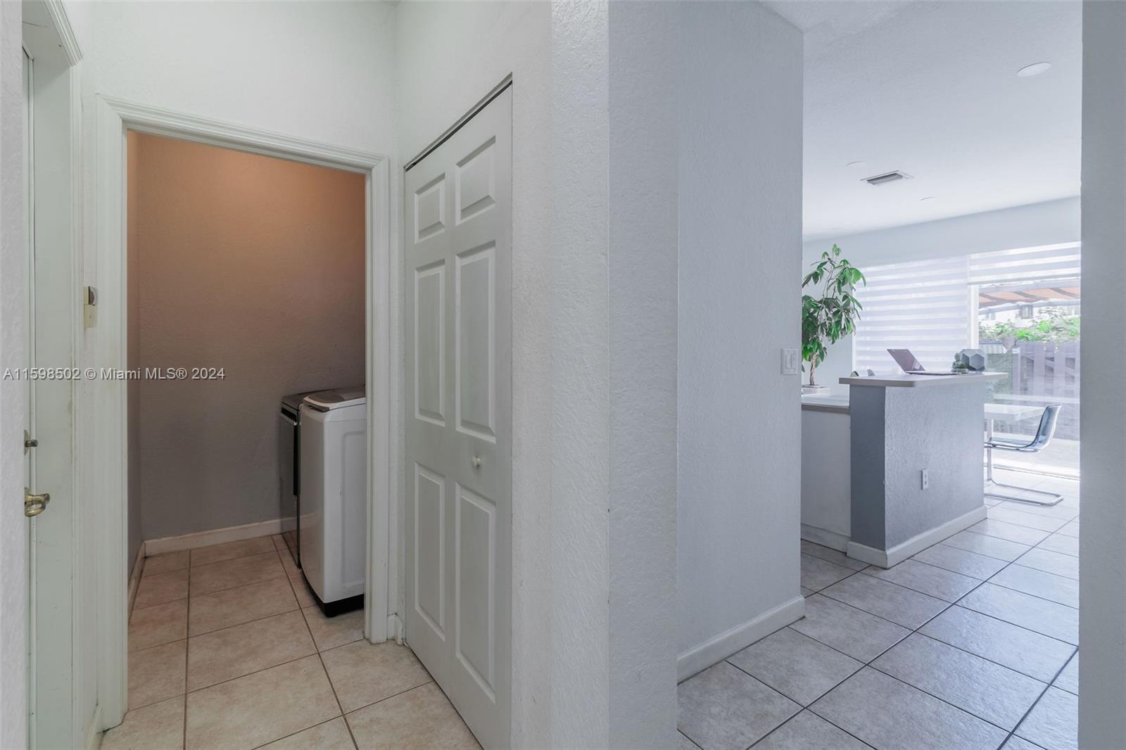 DORAL NORTHEAST TOWNHOMES - Residential