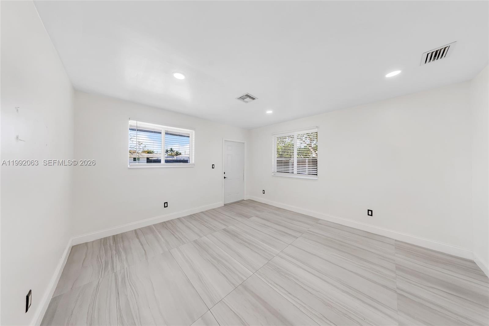 CUTLER RIDGE MANOR ESTATE - Residential