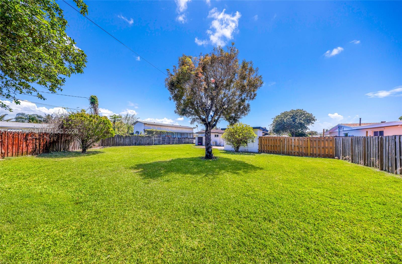 CUTLER RIDGE MANOR ESTATE - Residential