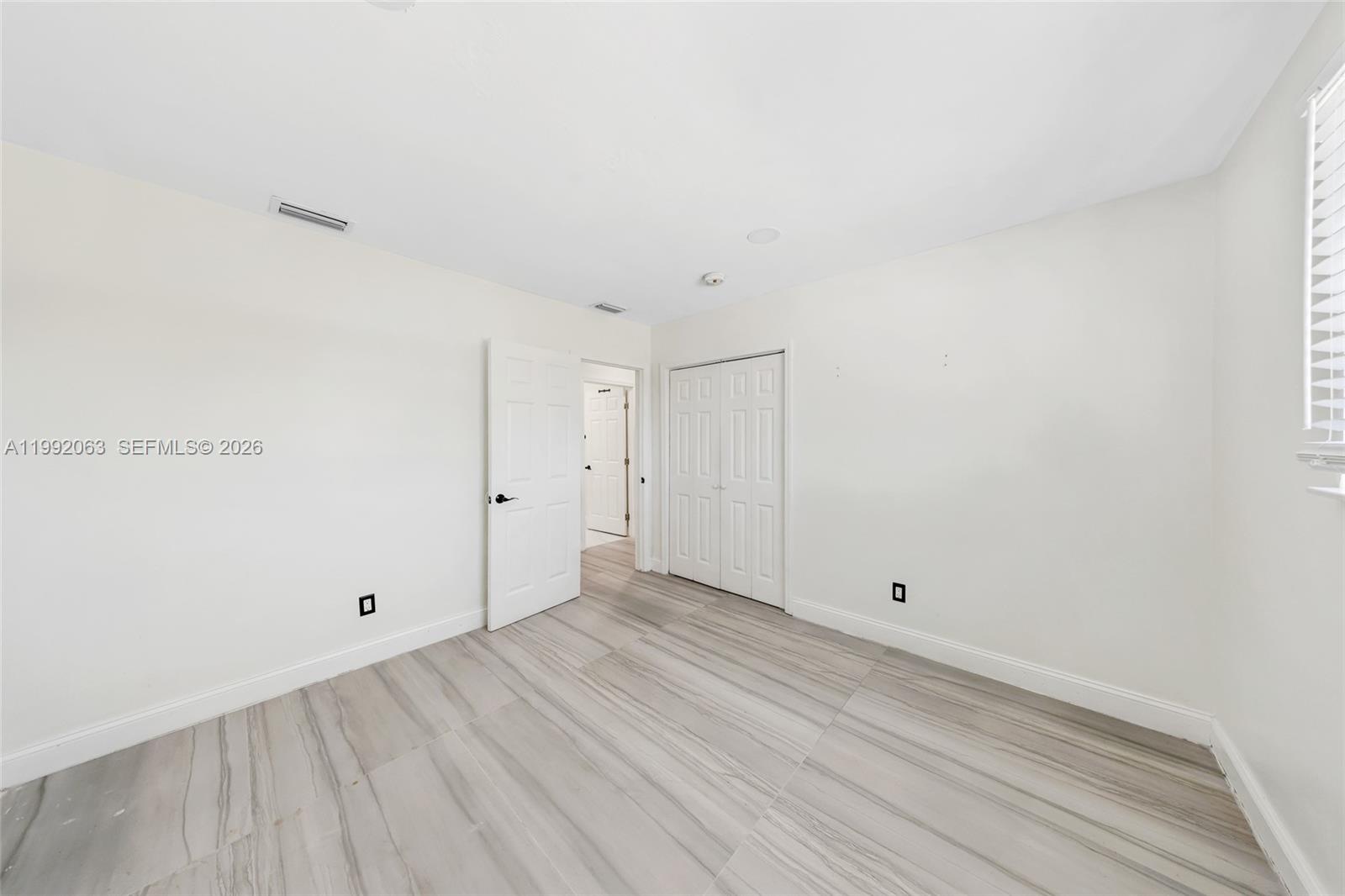 CUTLER RIDGE MANOR ESTATE - Residential