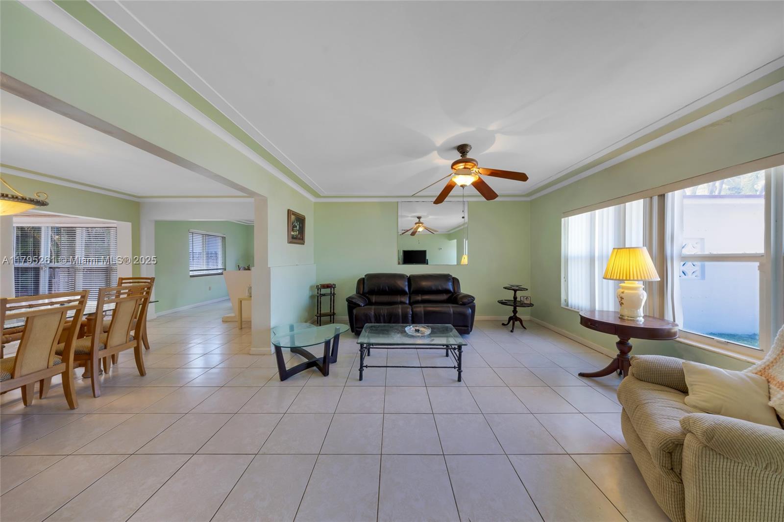 640 N Shore Dr