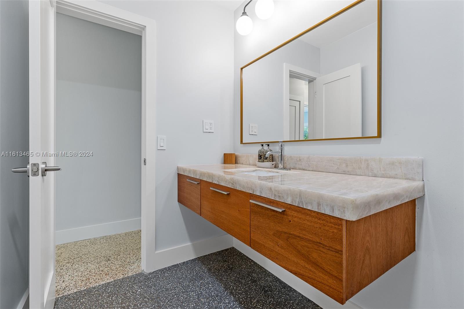 PALM BEACH SHORES - Residential Lease