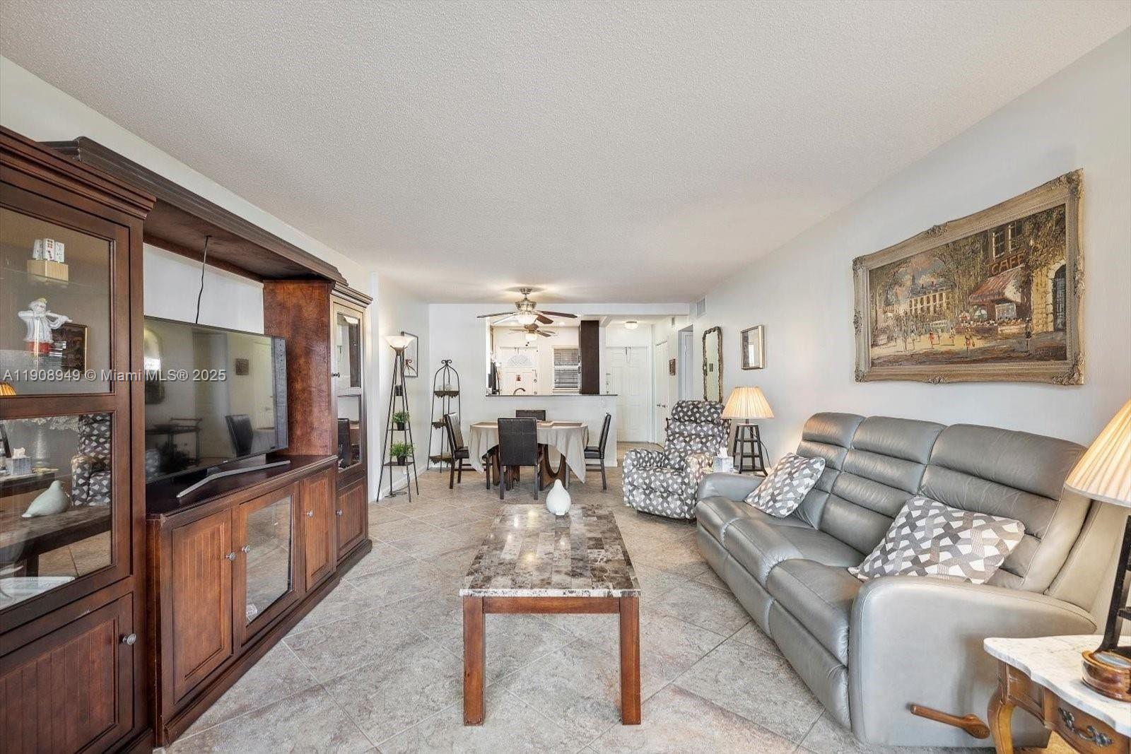 MEADOWBROOK TOWERS CONDO - Residential Lease