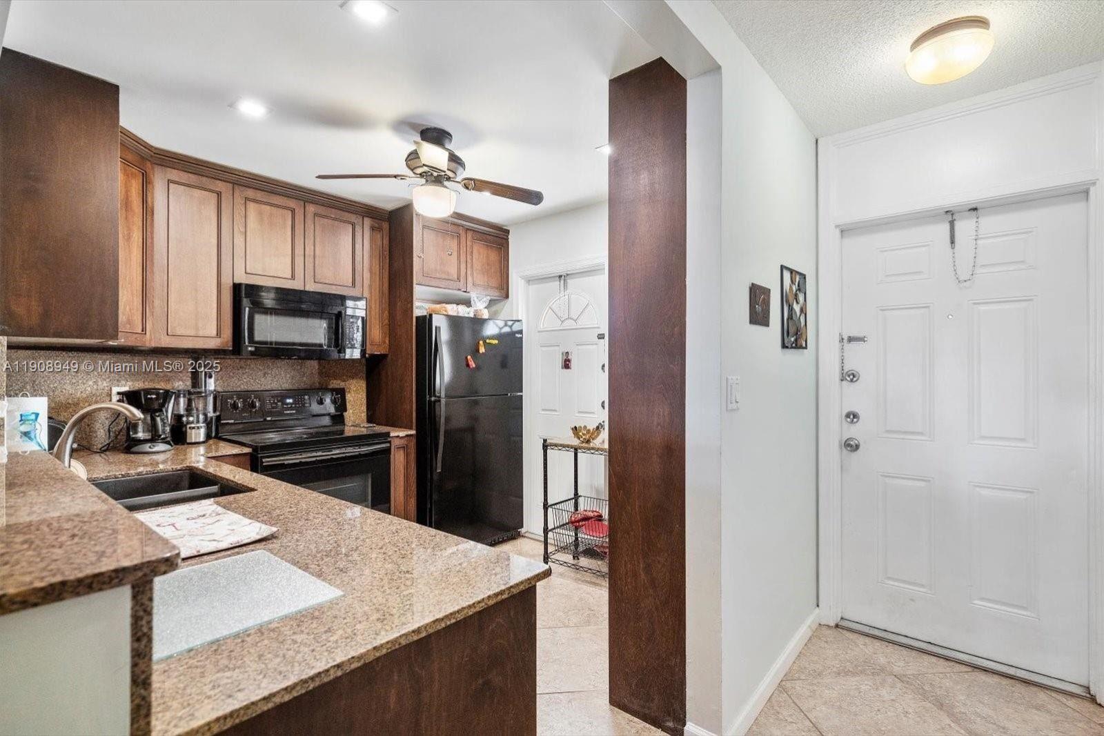 MEADOWBROOK TOWERS CONDO - Residential Lease