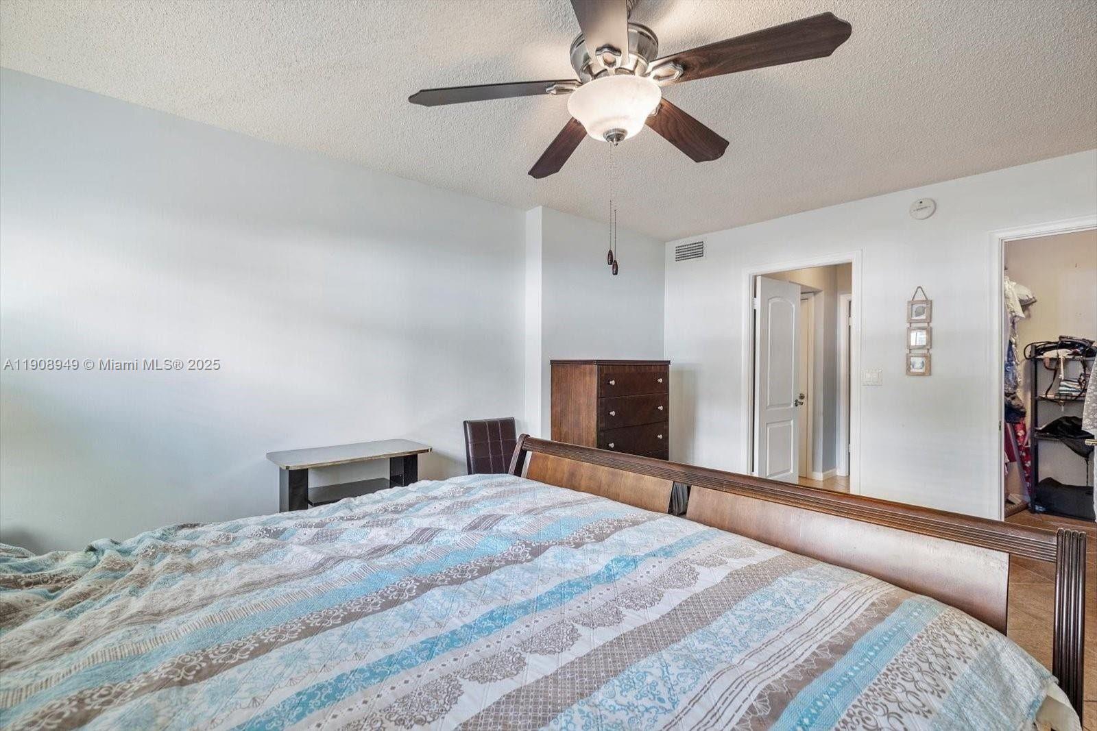 MEADOWBROOK TOWERS CONDO - Residential Lease