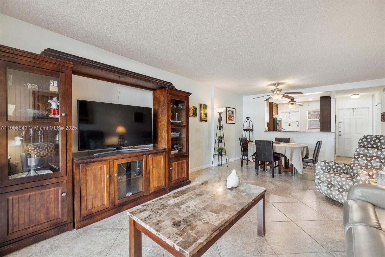 MEADOWBROOK TOWERS CONDO - Residential Lease