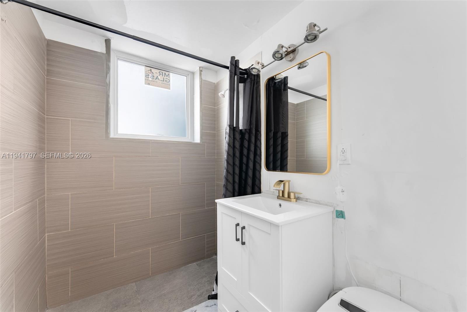 THE SKYLARK CONDO - Residential