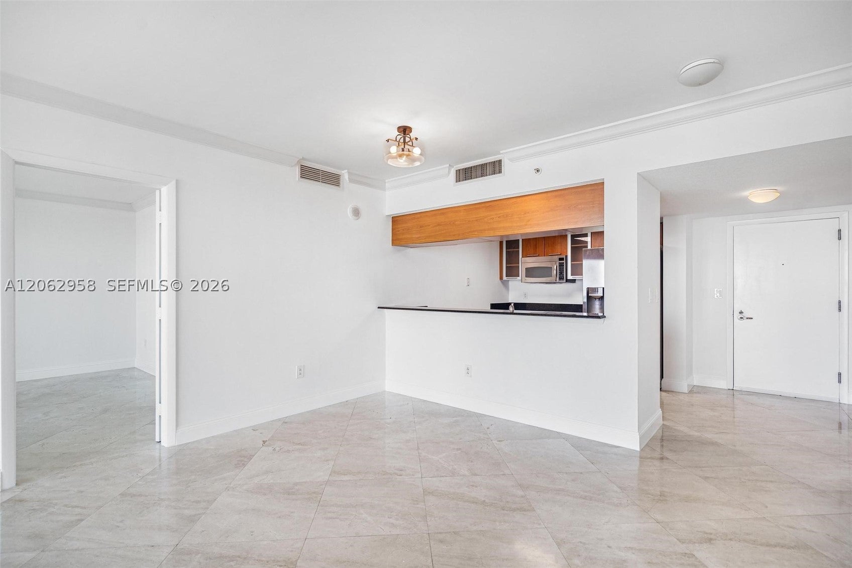 1800 N Bayshore Dr 2410
