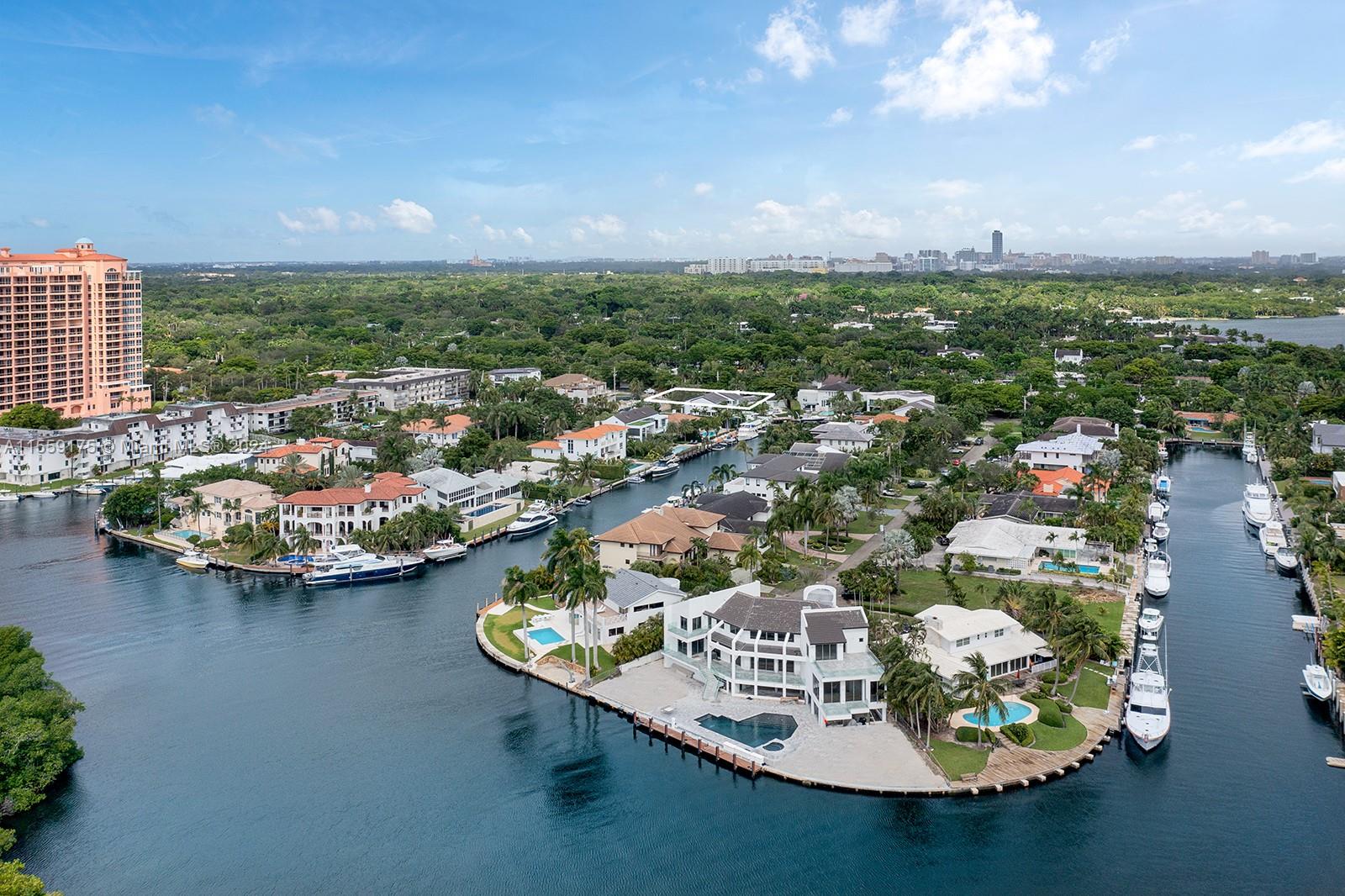 SUNRISE HARBOUR REV PL - Residential