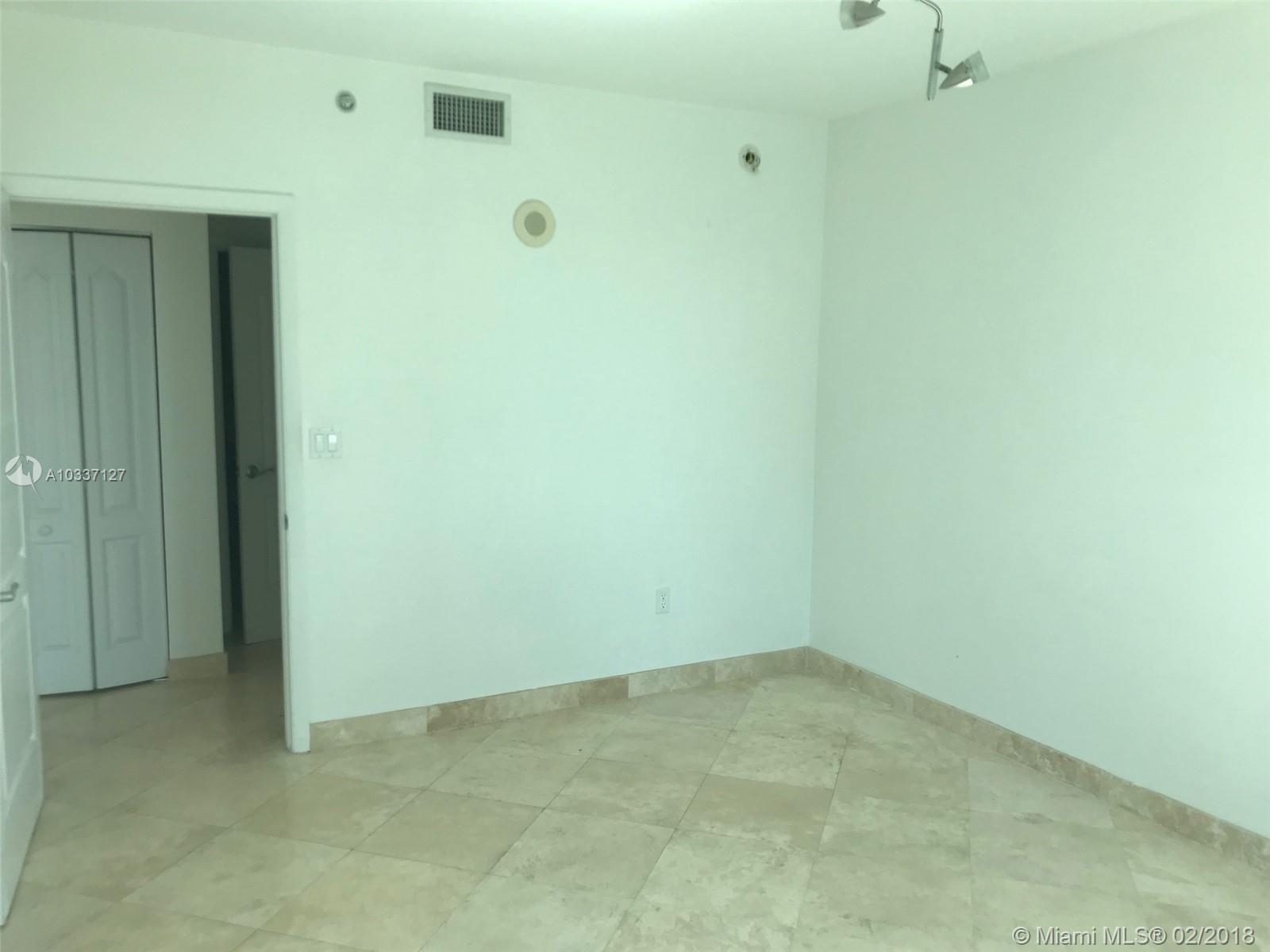 COSMOPOLITAN - Residential Lease