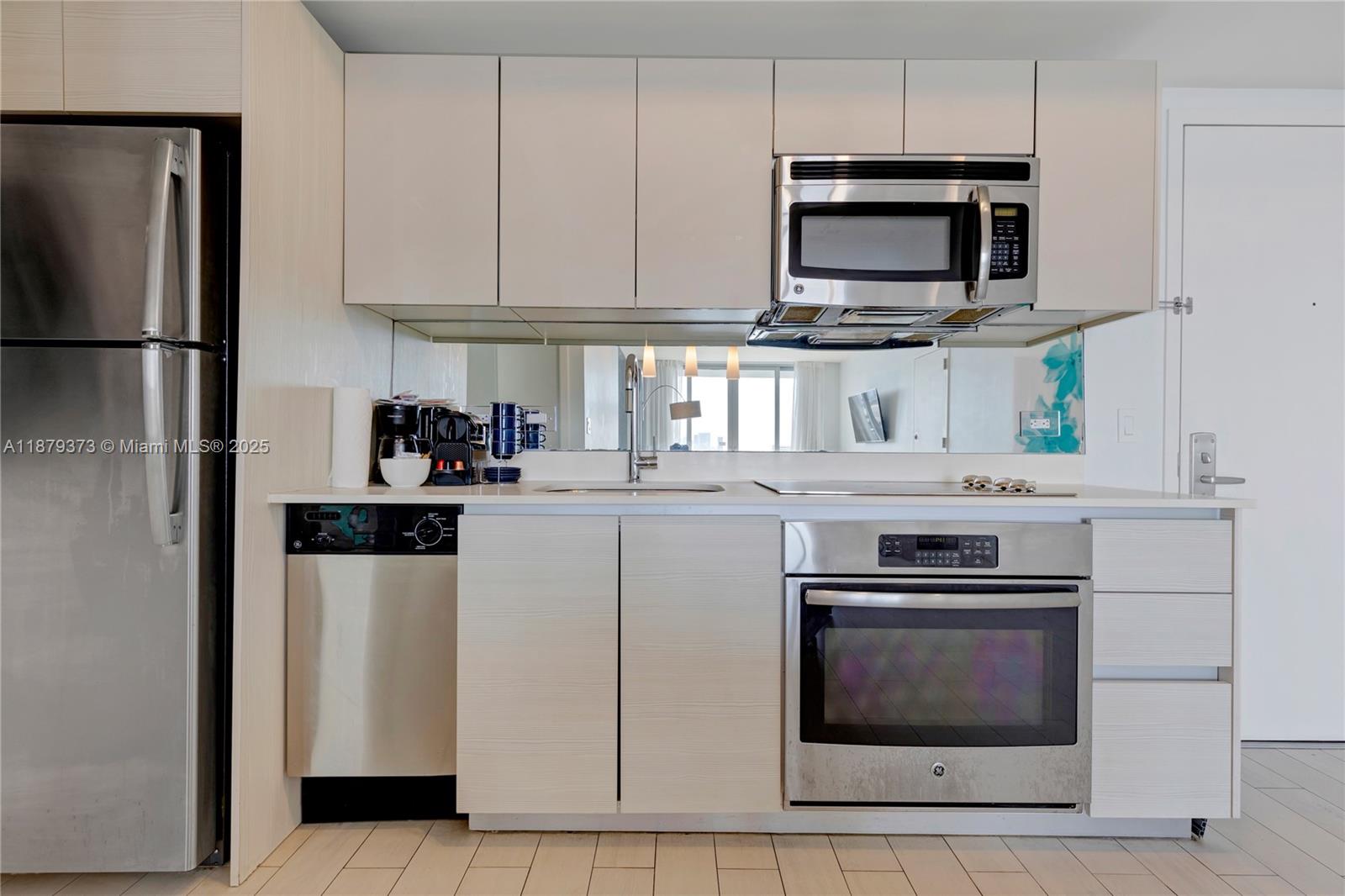 BEACHWALK CONDOMINIUM - Residential