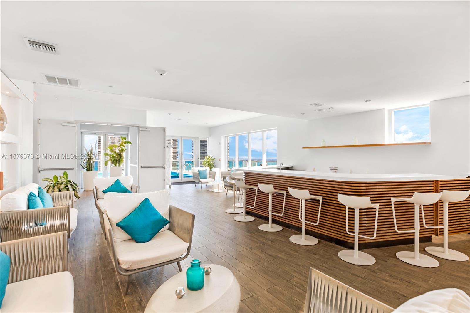 BEACHWALK CONDOMINIUM - Residential