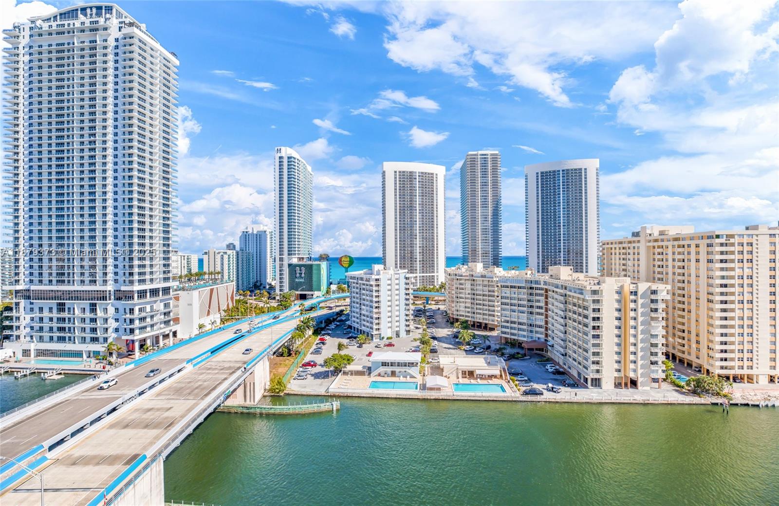 BEACHWALK CONDOMINIUM - Residential