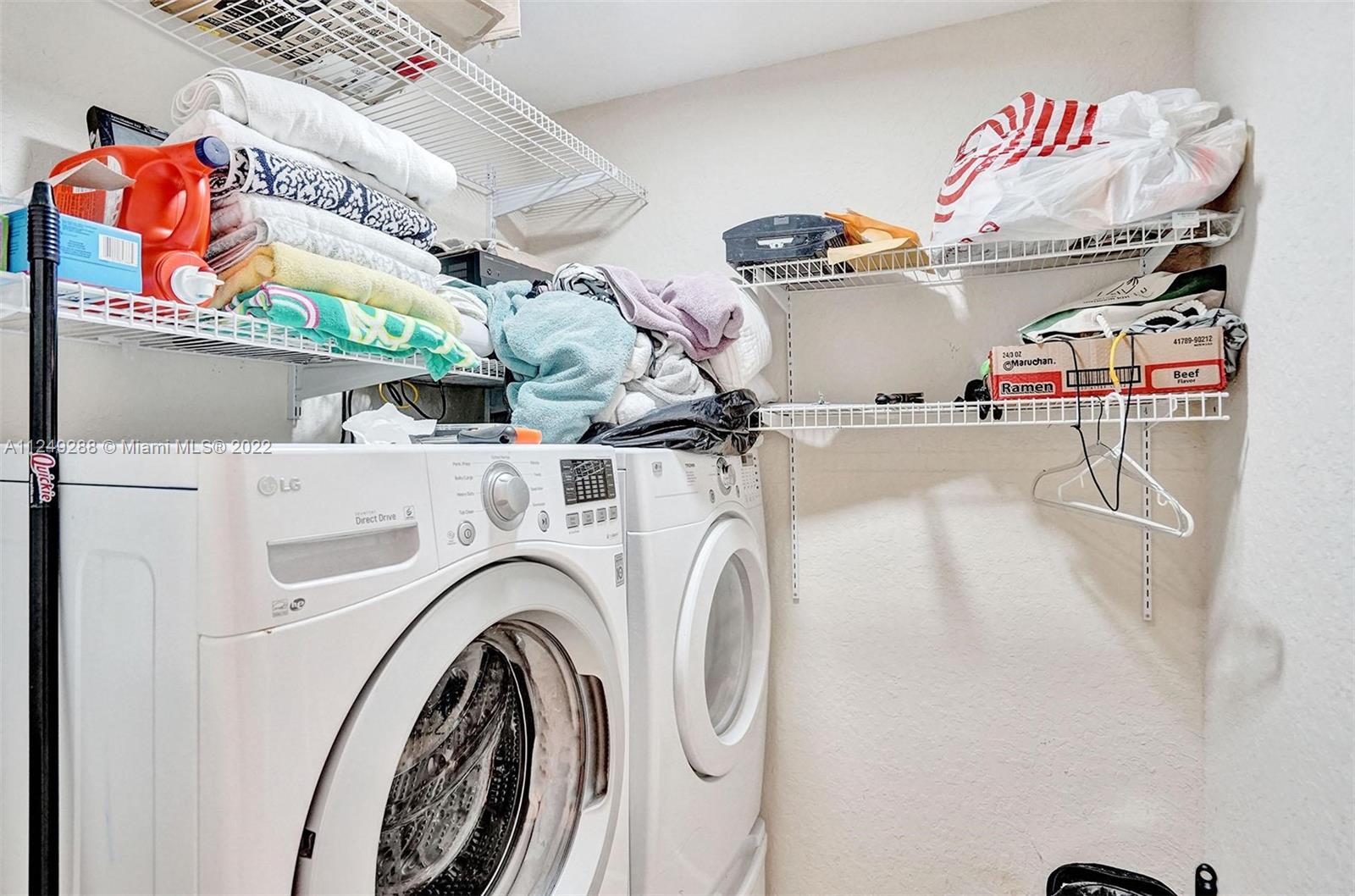 BOULEVARD FOREST - Residential Lease