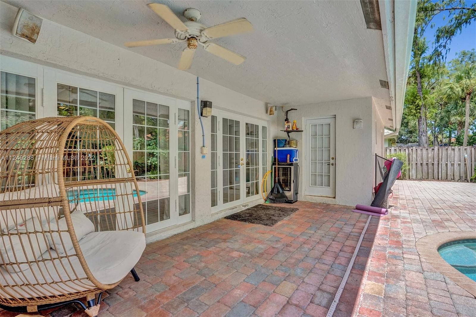 BOULEVARD FOREST - Residential Lease