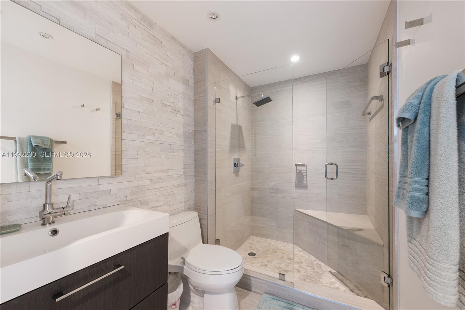 YACHT CLUB AT PORTOFINO C - Residential Lease