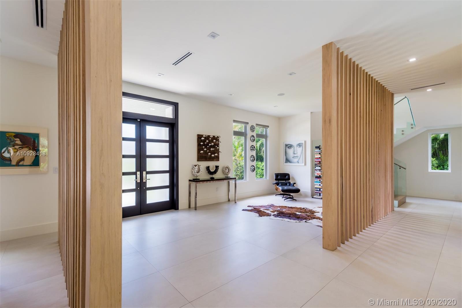 CORAL GABLES RIVIERA SEC - Residential