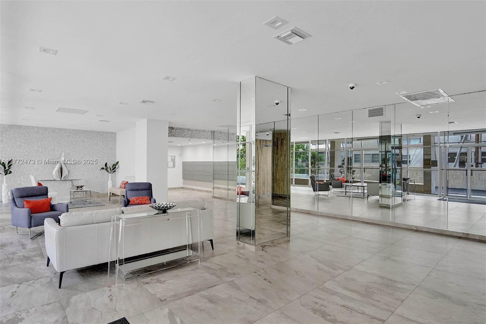 ASHLEIGH HOUSE CONDO - Residential Lease