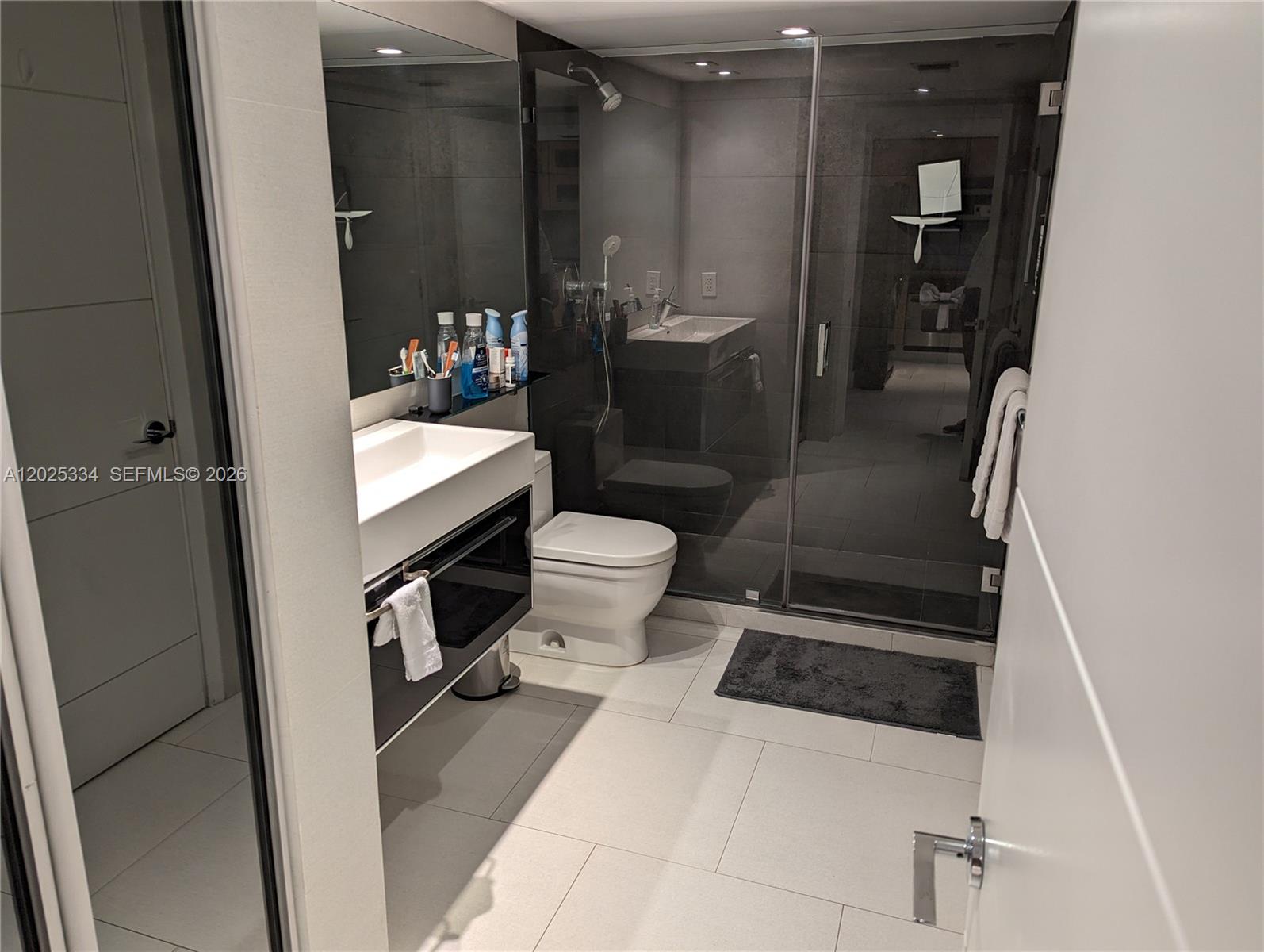 2101 Brickell Ave 1104
