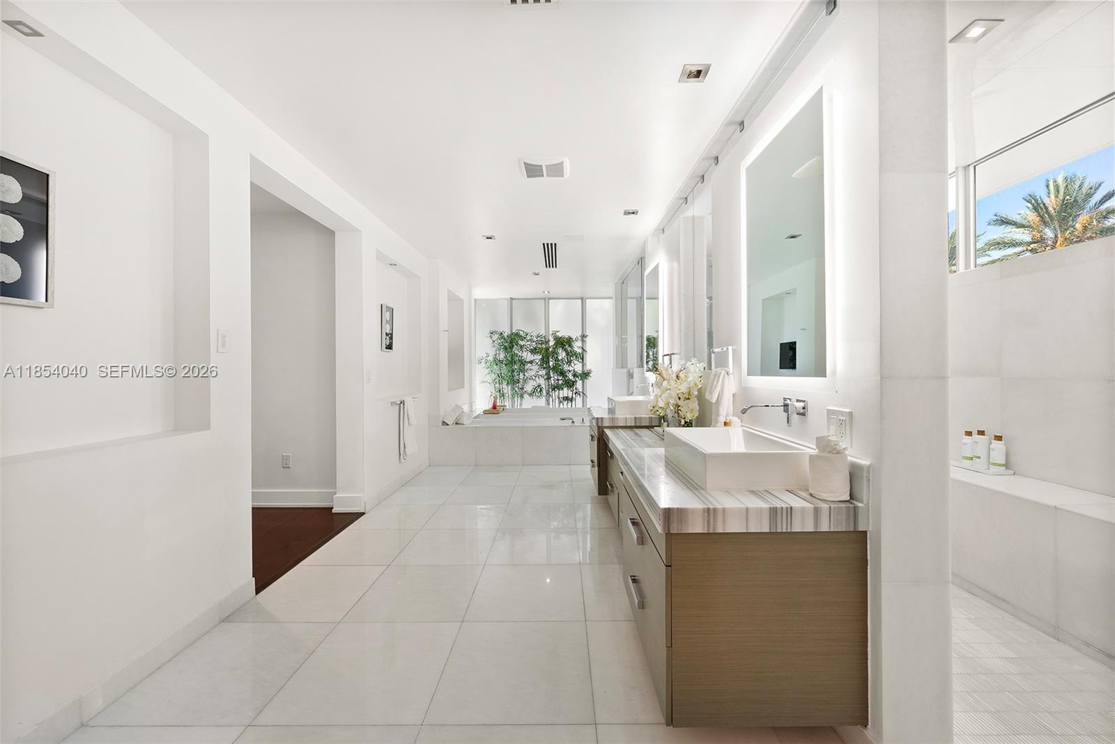 STILWELL ISLES - Residential