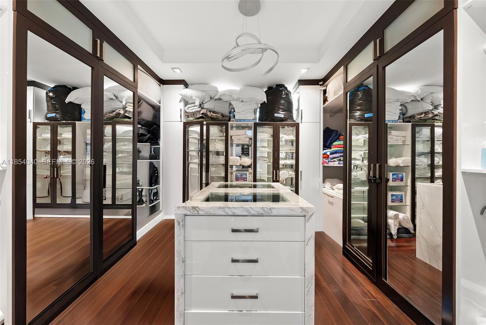 STILWELL ISLES - Residential