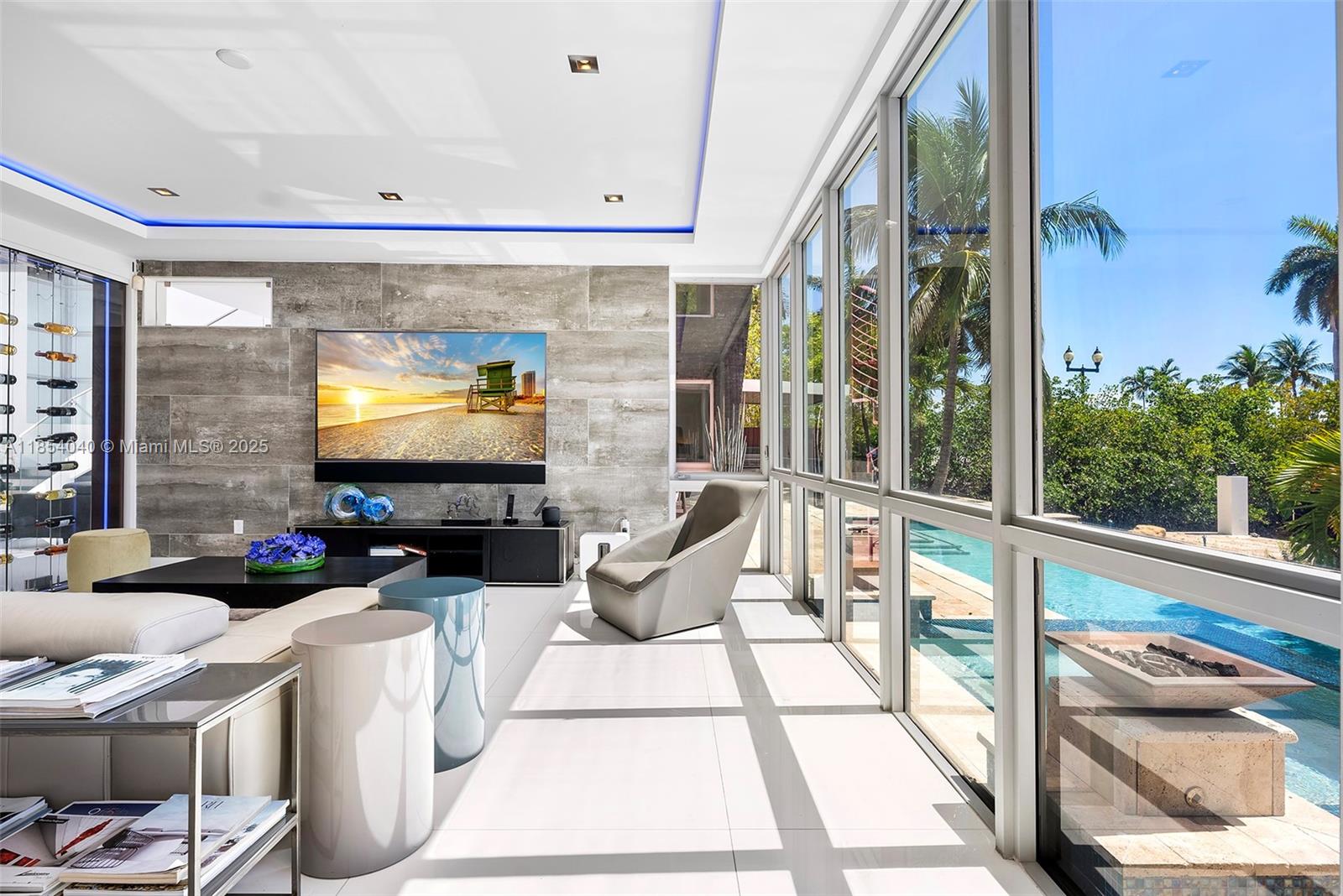 STILWELL ISLES - Residential