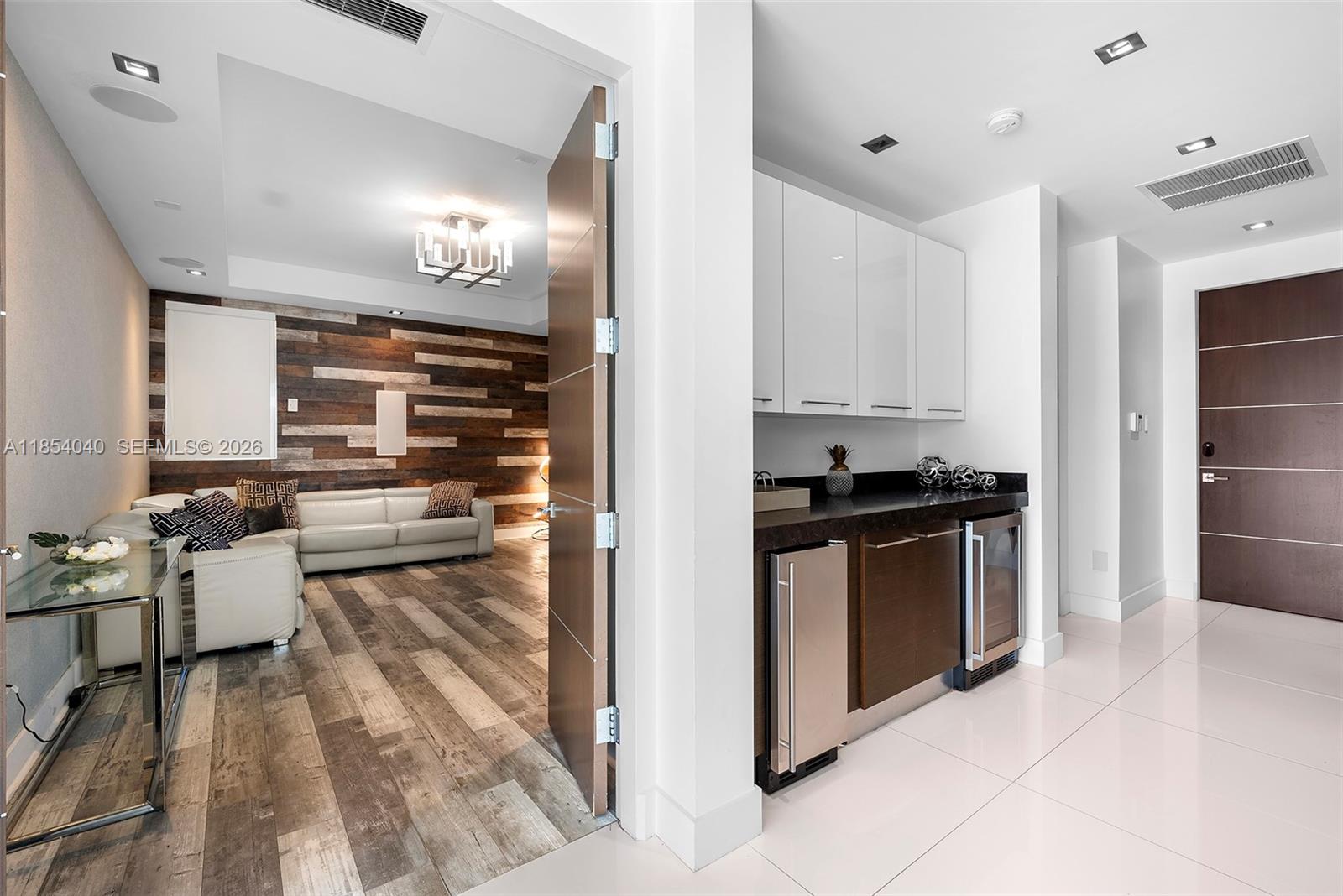 STILWELL ISLES - Residential