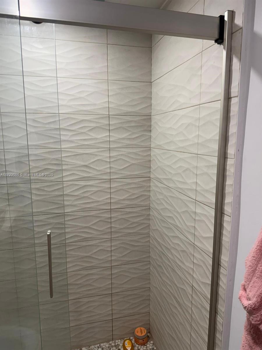 KENNEDY HOUSE CONDO - Residential