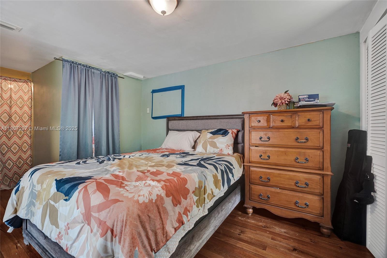 OVERBROOK SHORES - Residential