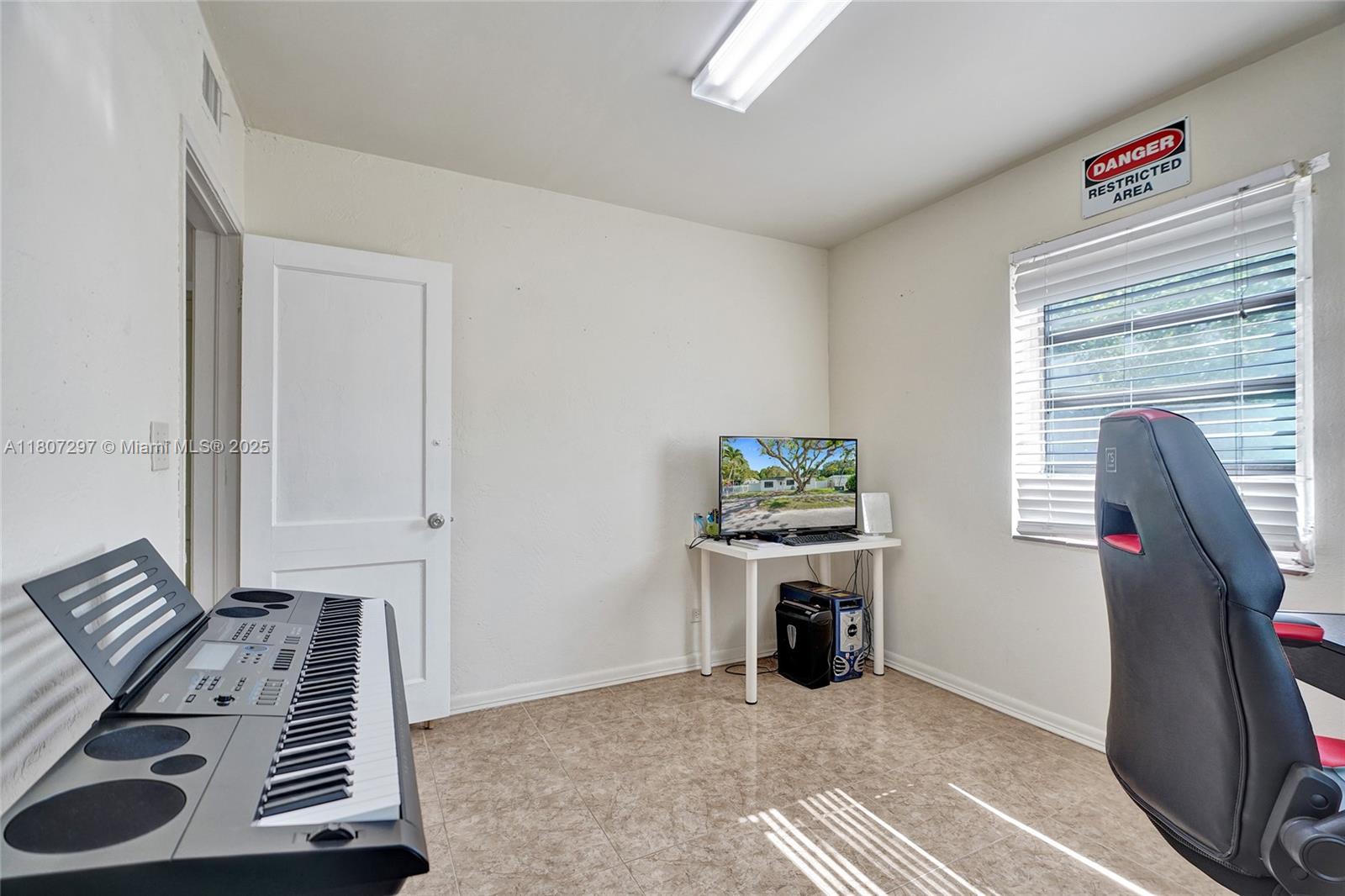 OVERBROOK SHORES - Residential