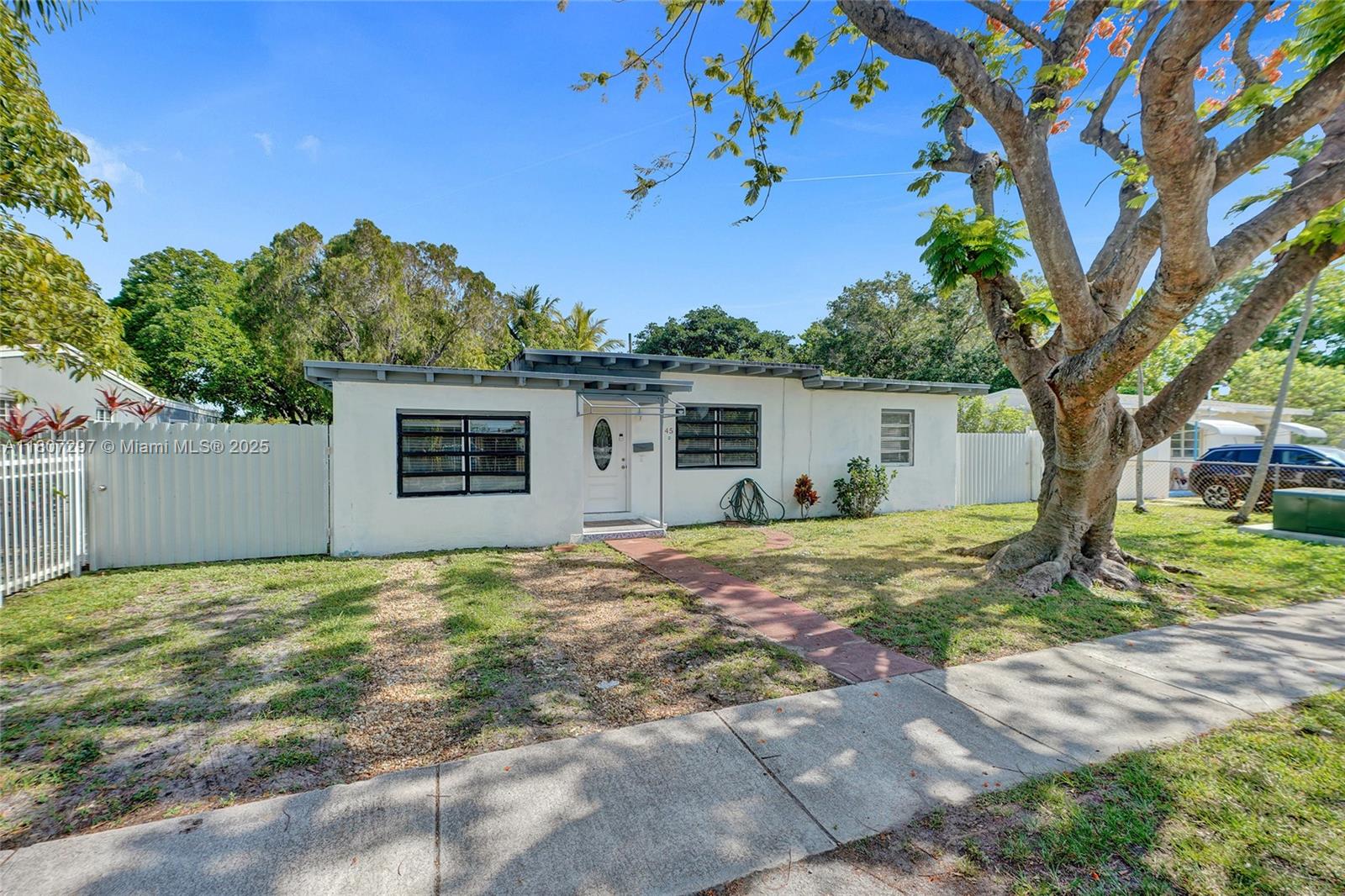 OVERBROOK SHORES - Residential