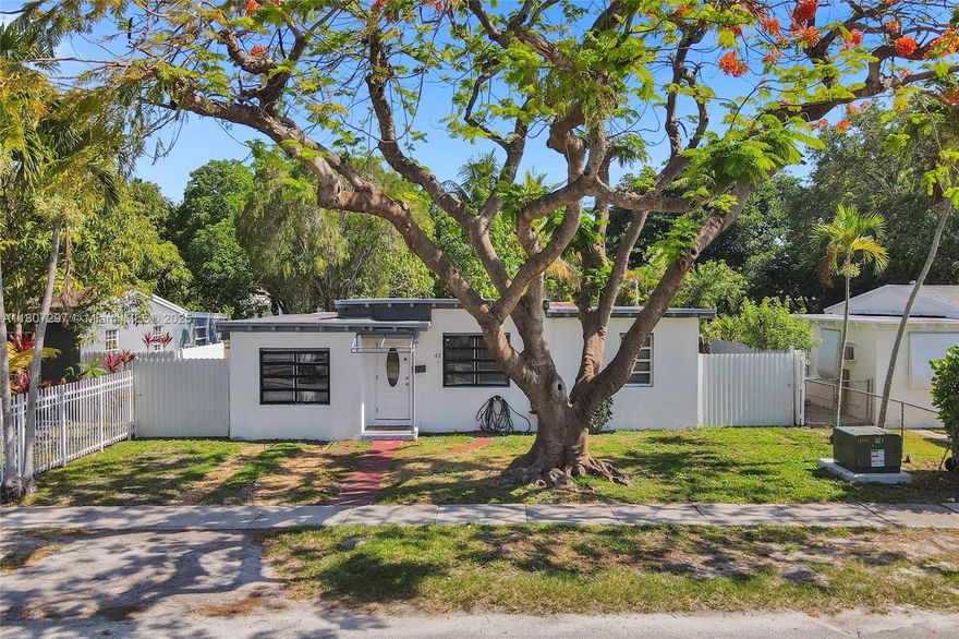 Charming 3-bedroom, 2-bathroom home in North Miami’s Overbrook Shores. This 1,324 sq ft residence features a spacious backyard, perfect for relaxation and gatherings. Enjoy the convenience of nearby supermarkets, restaurants, beaches, and easy expressway access. Additional highlights include parking for up to six vehicles, NO HOA fees, and a lot size of 8,400 SQ FT.