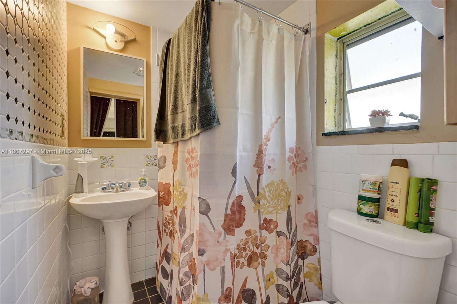 OVERBROOK SHORES - Residential