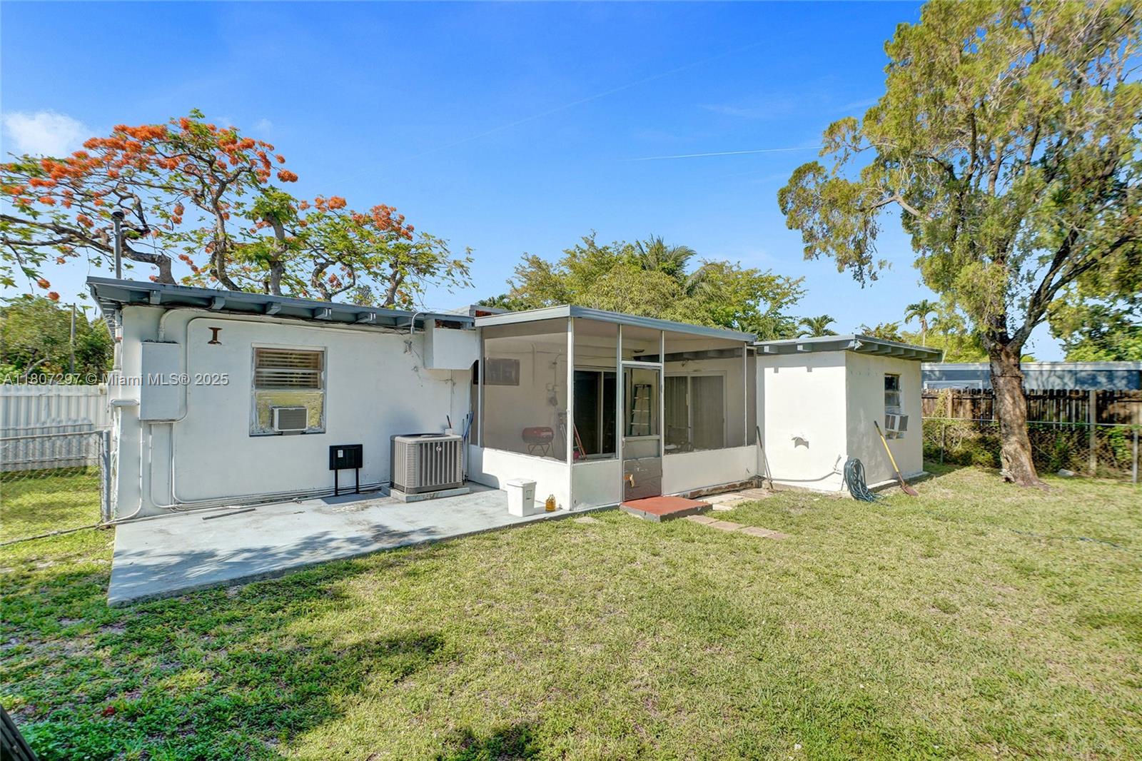 OVERBROOK SHORES - Residential