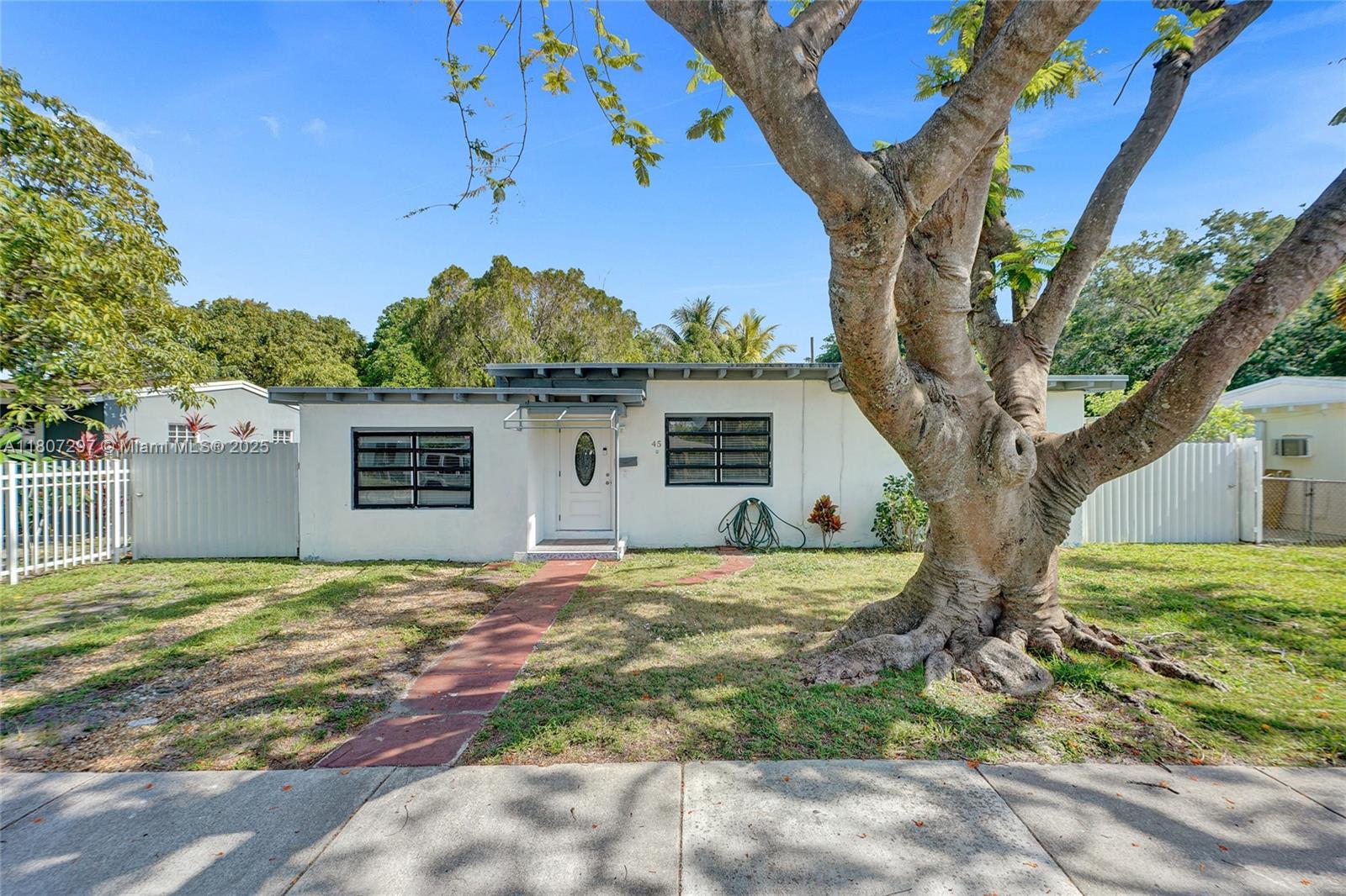 OVERBROOK SHORES - Residential