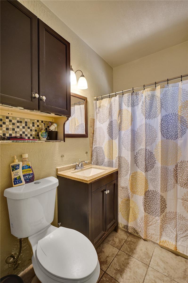 OVERBROOK SHORES - Residential