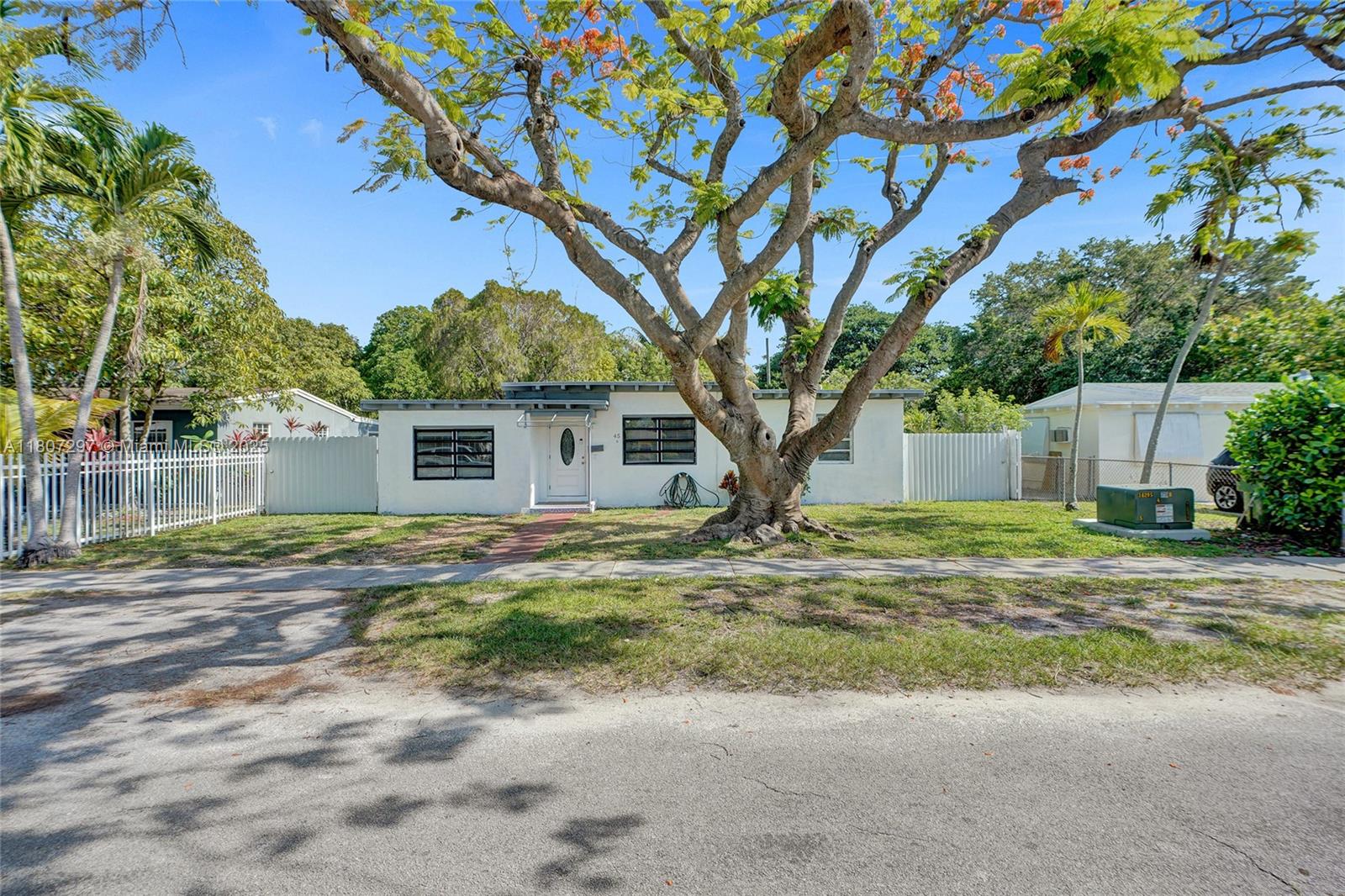 OVERBROOK SHORES - Residential