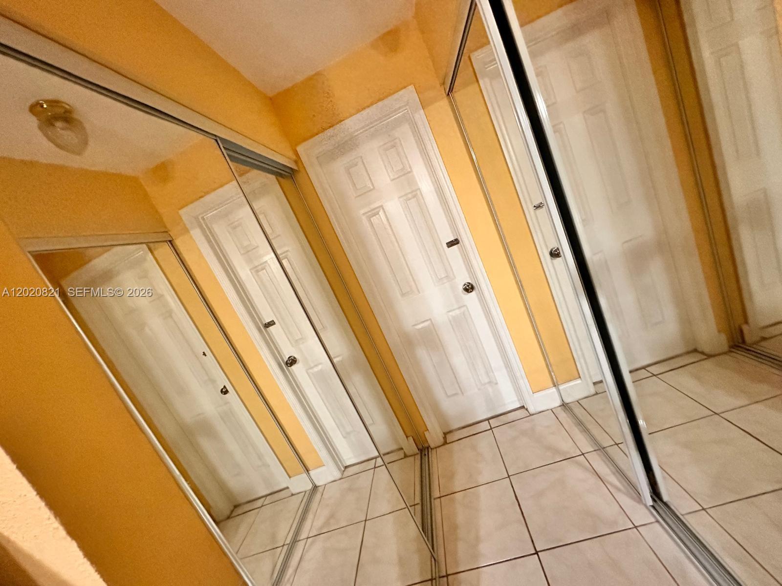 VISTA DEL LAGO CONDO VII - Residential