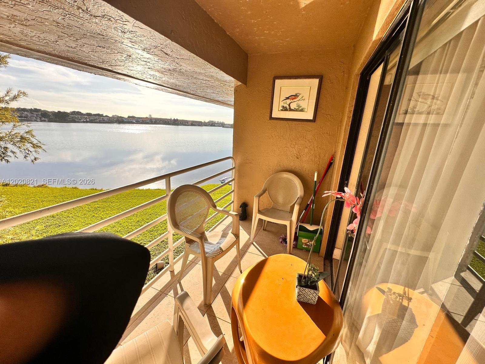 VISTA DEL LAGO CONDO VII - Residential
