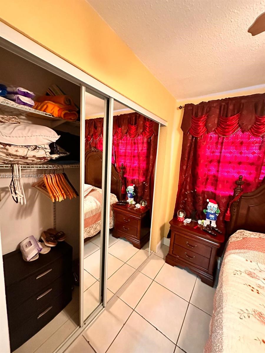 VISTA DEL LAGO CONDO VII - Residential