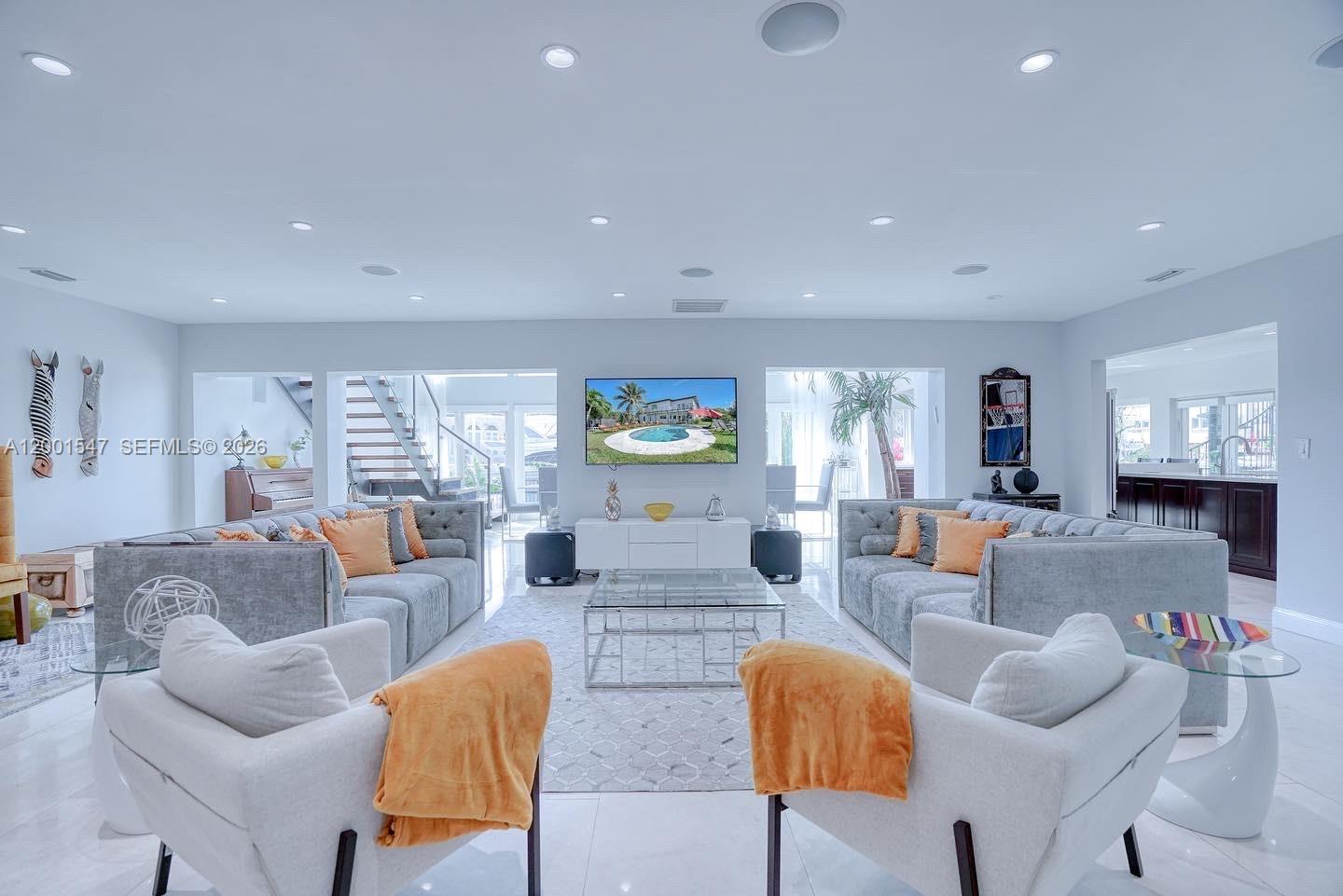 KEYSTONE ISLAND NO 5 - Residential Lease