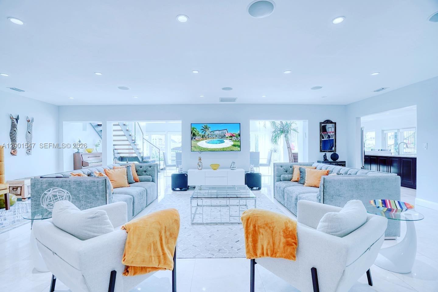 KEYSTONE ISLAND NO 5 - Residential Lease