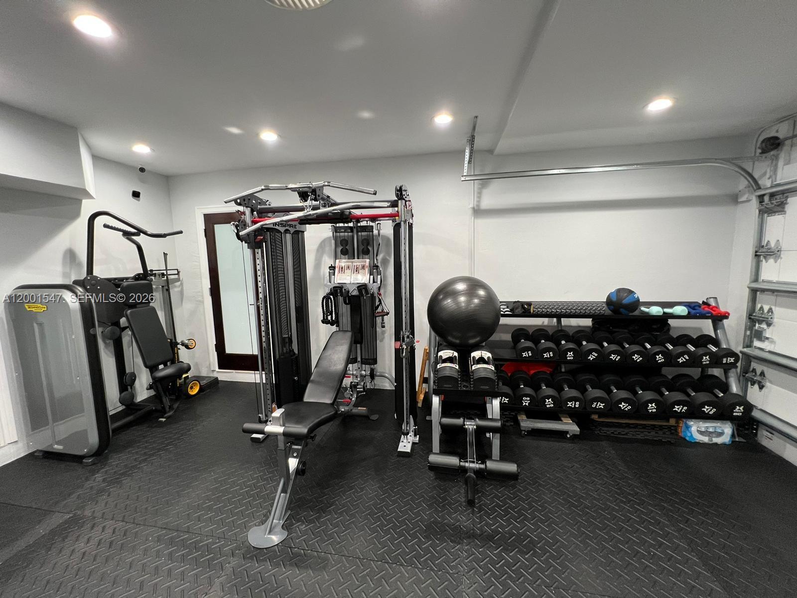 KEYSTONE ISLAND NO 5 - Residential Lease